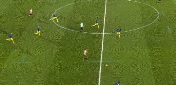 BB Sports-【英超】C罗中楣B费2助 进攻线齐开花 曼联3比1客胜