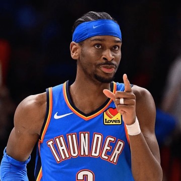 注册领彩金-美媒：亚历山大本赛季扣除罚球后得分是23.8，高居联盟前五